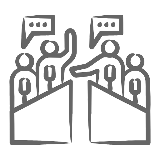 Das Bild steht in Zusammenhang mit Mediation und Konfliktlösung durch die Kanzlei Ponschab & Partner und zeigt folgendes: Eine einfache schwarz-weiße Strichzeichnung von vier Personen, die an zwei Podien stehen, zwei auf jeder Seite, mit Sprechblasen über ihren Köpfen, die eine Debatte oder Diskussion über Konfliktlösung andeuten. Bei Fragen zu Konflikten und Konfliktlösung wenden Sie sich bitte an uns unter info@ponschab-partner.com